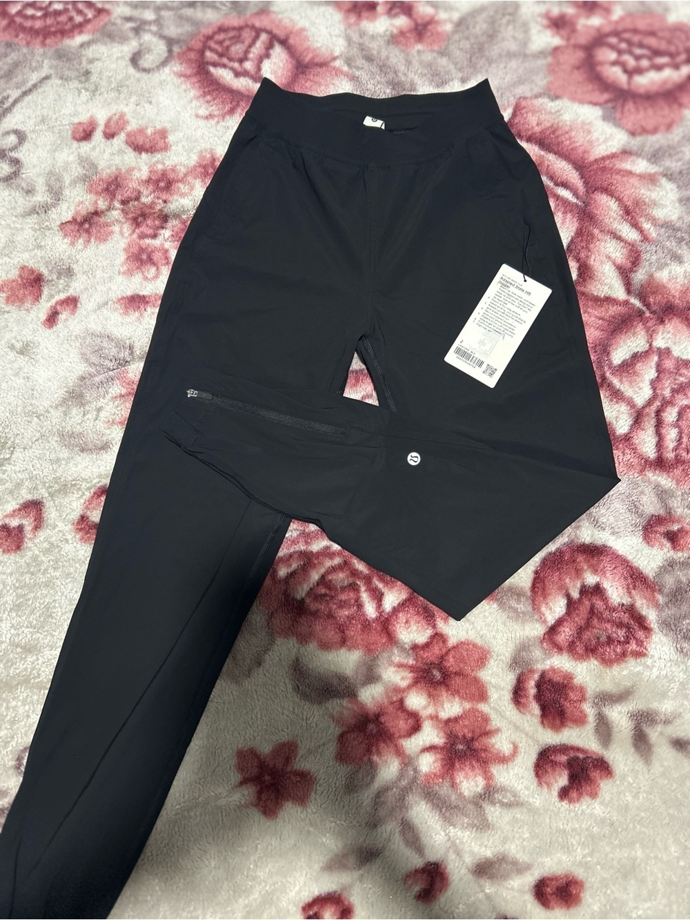 lululemon joggers